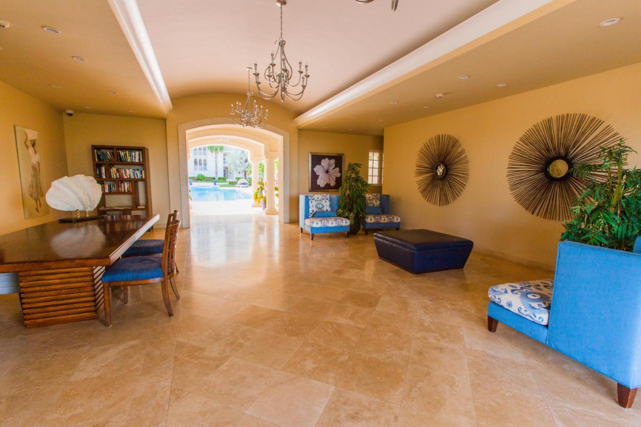 The Venetian On Grace Bay Aparthotel Екстериор снимка
